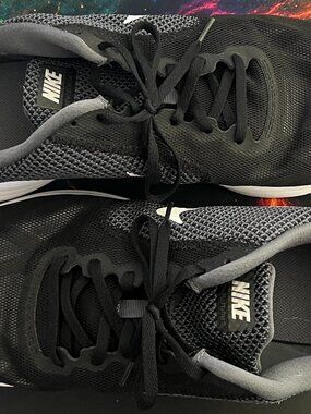 Nike Men's Black w/ White Trim Running Shoes 13W